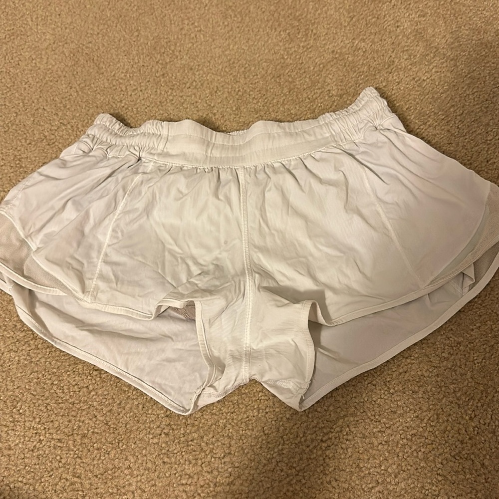 white lululemon hottie hot shorts